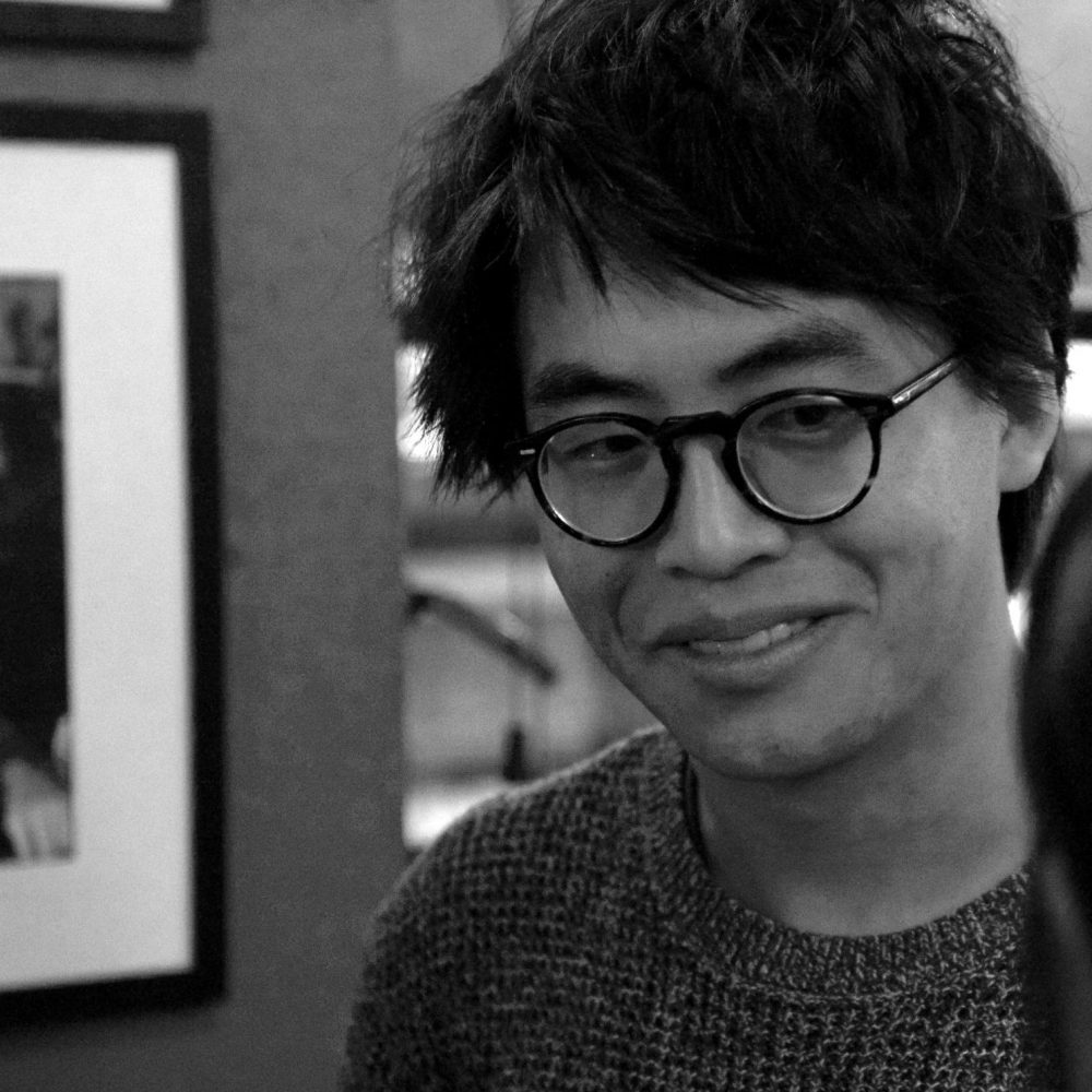 Black and white photo of En Liang Khong