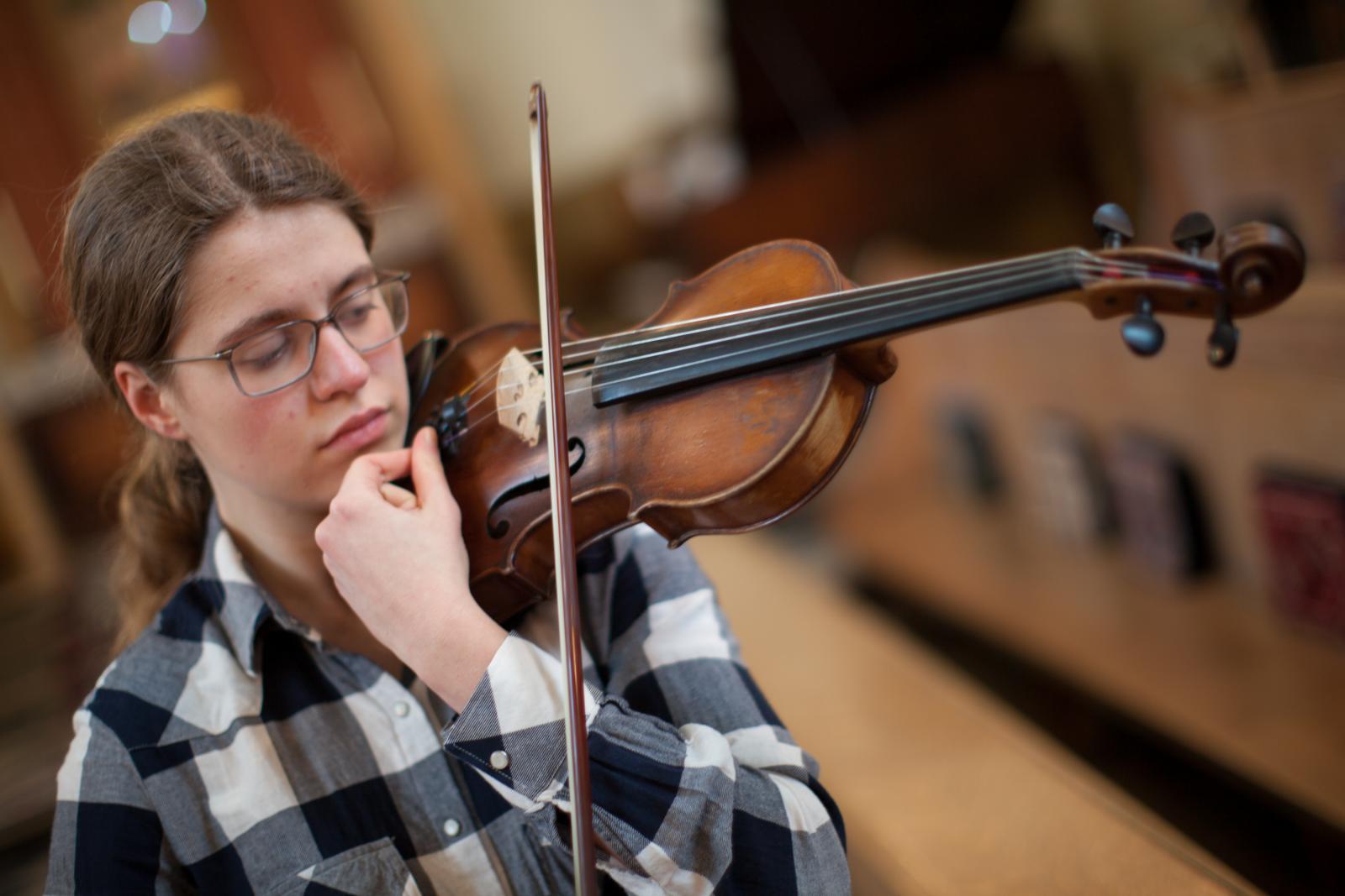 LMh musician (photo credit: Ben Robinson)