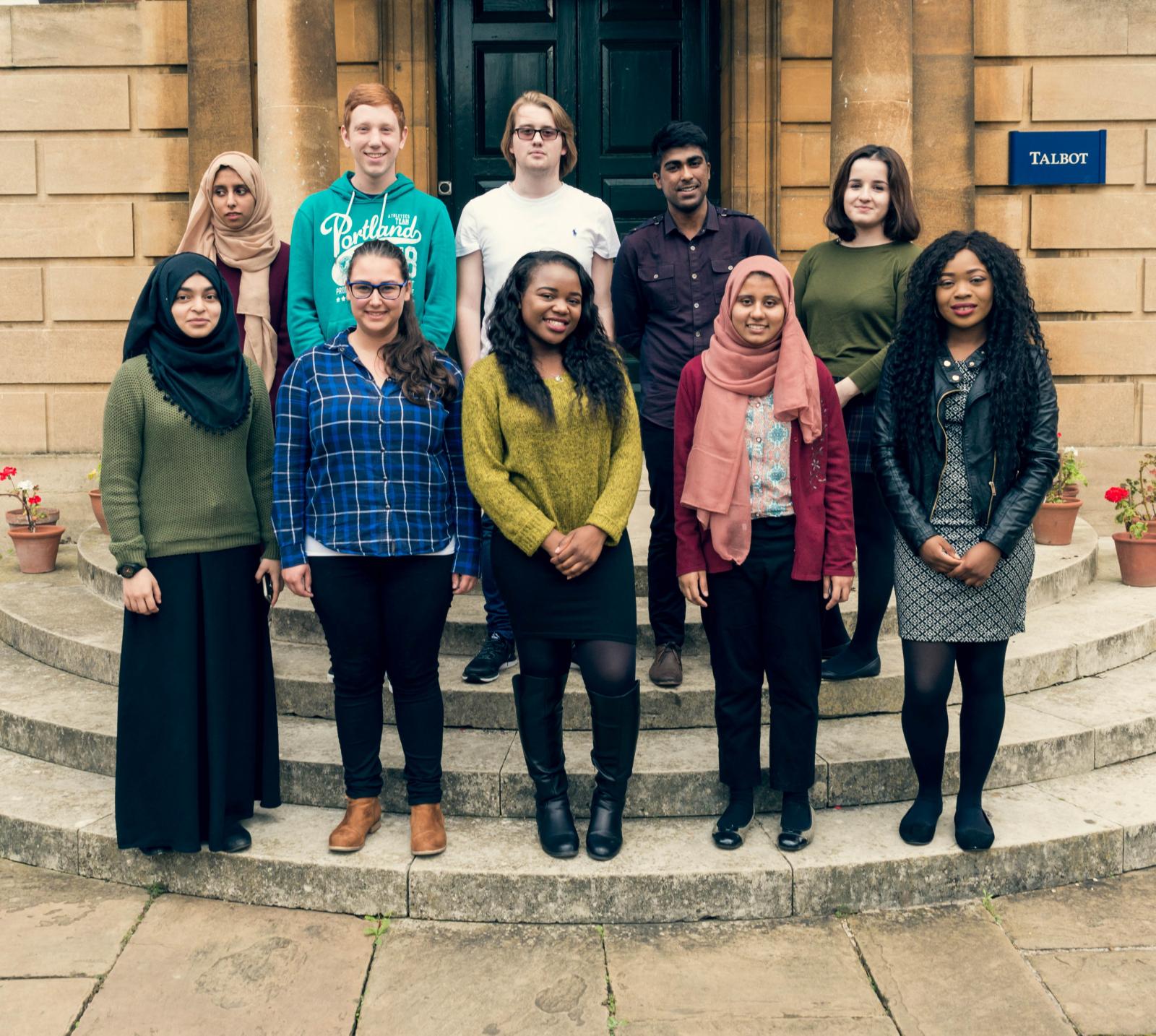 LMh Foundation Year students 16/17 (Photo credit: Ali Pearson)