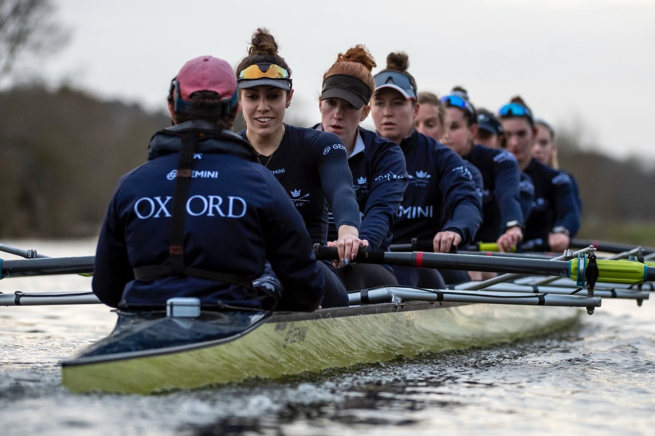 LMH student Annie Anezakis rowing for Oxford University Women's Boat Club with her teammates