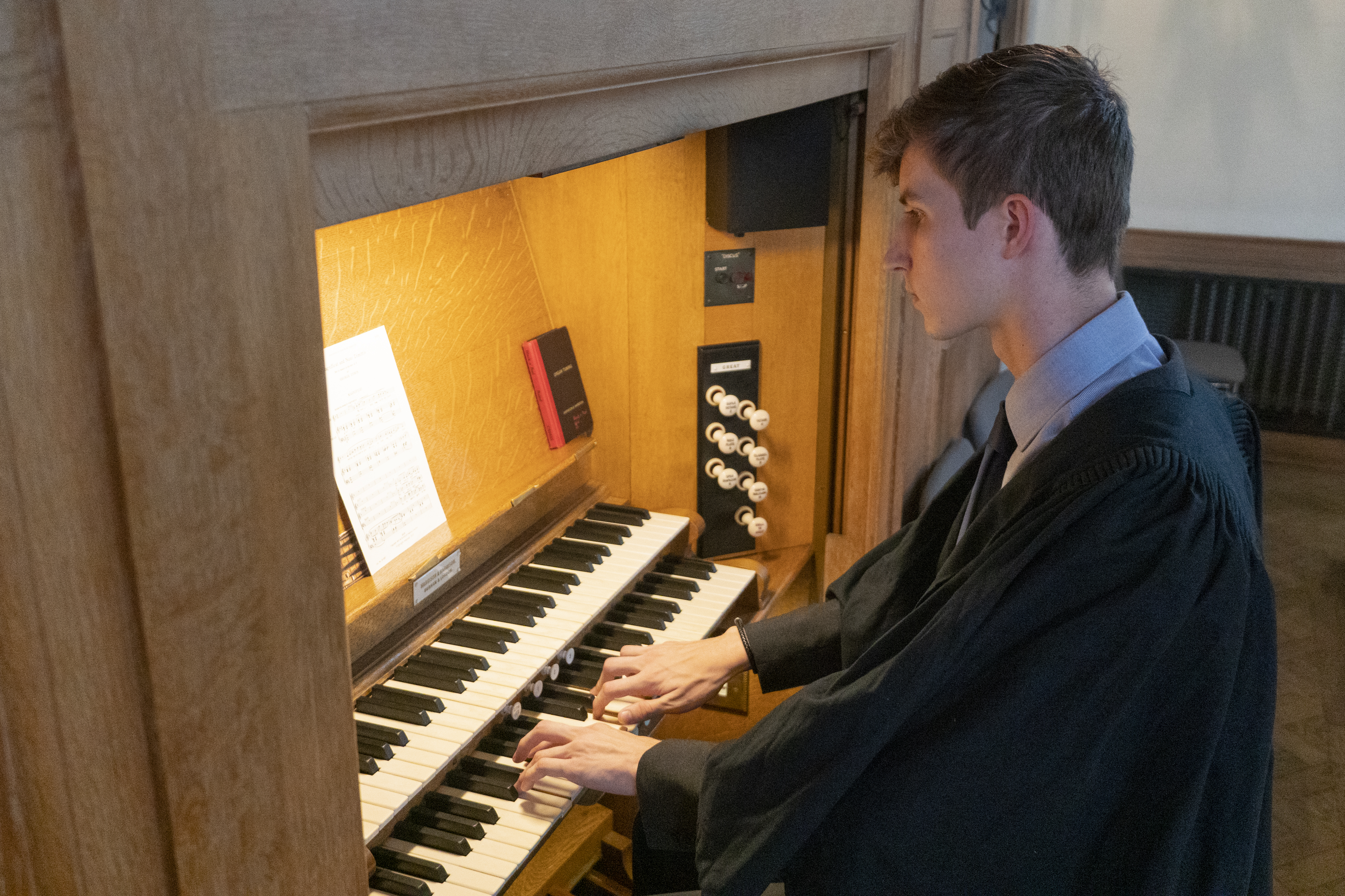 LMH Organ Scholar Alexander Hall