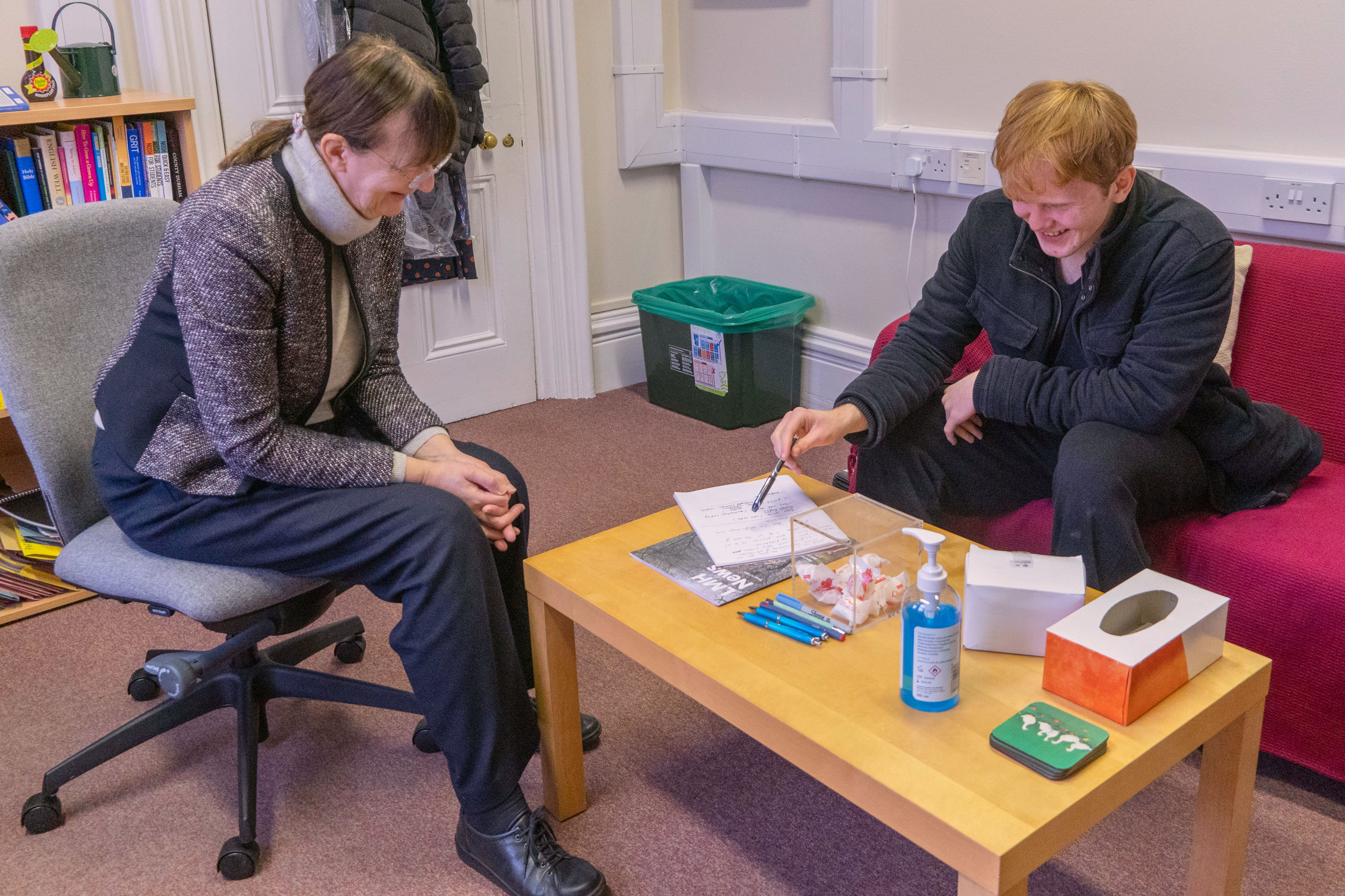 A study skills session taking place at the Oxford Study Skills Centre