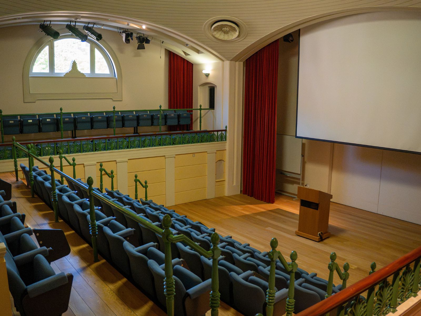 Simpkins Lee Theatre interior
