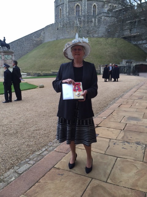 Dr Frances Lannon, former LMH Principal, invested at Windsor castle