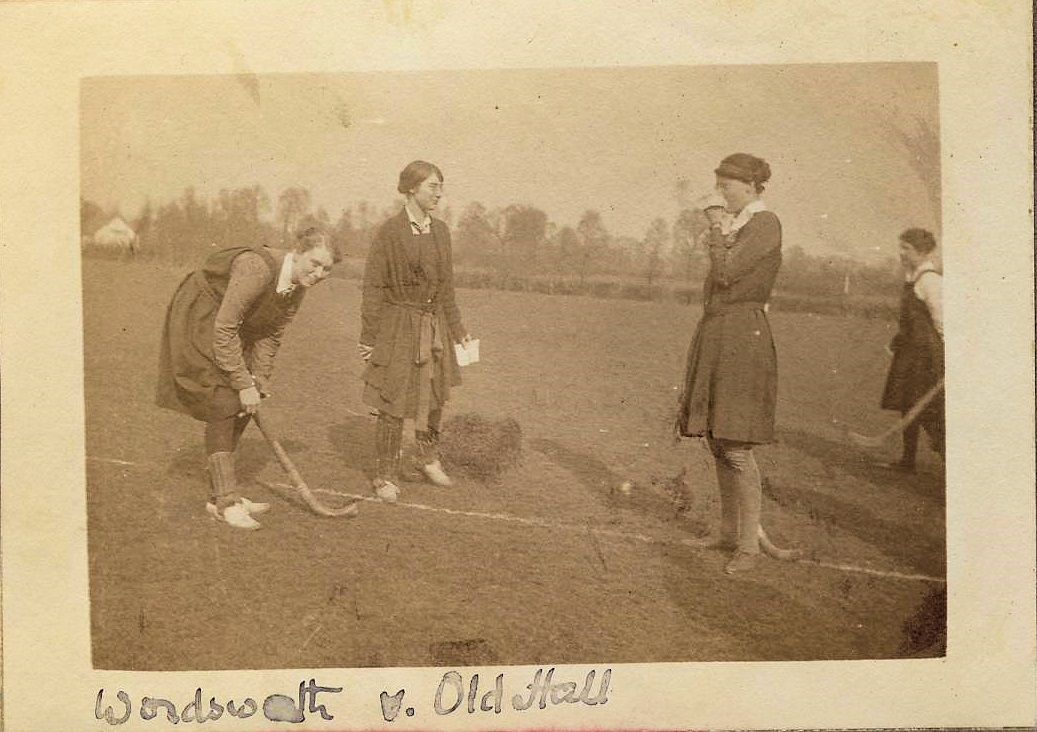 Hockey at LMH (1917), Oxford