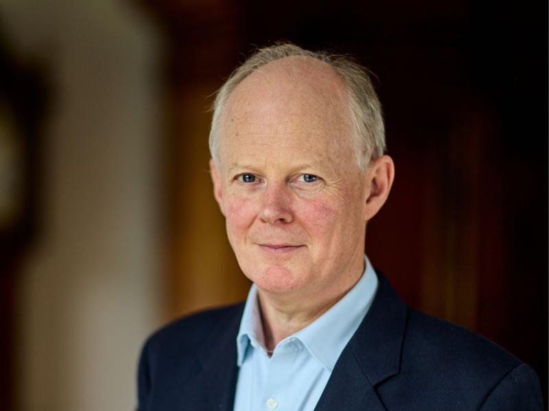 Andrew Macdonald headshot