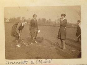 Hockey at LMH (1917), Oxford