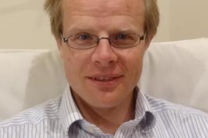 Prof Rolf Suabedissen 