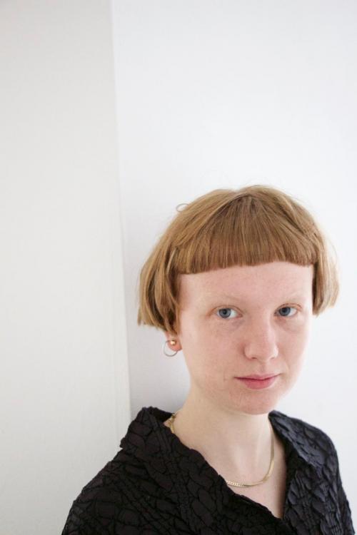 Many congratulations to our first year student Fine Art student Rhian Harris-Mussi for winning the John Farthing Prize for outstanding work in Human Anatomy in the Preliminary Examination.