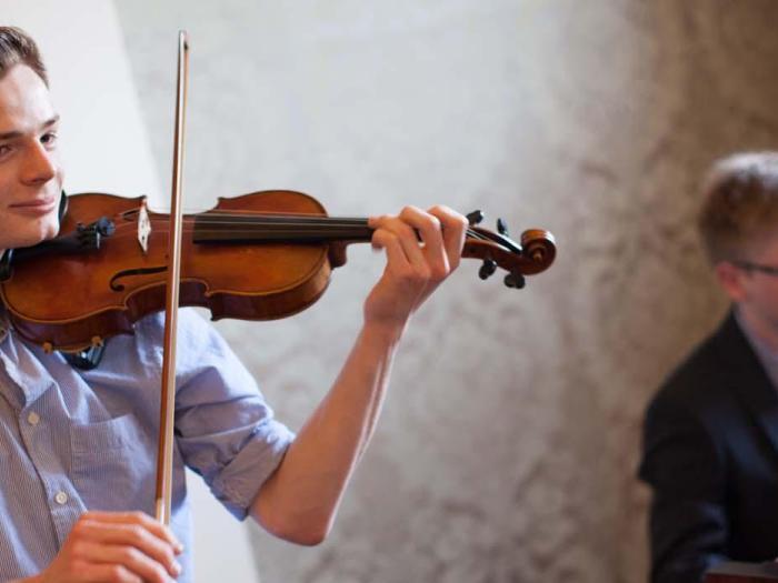 Ben Robinson violin