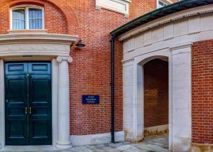 LMH graduate centre (photo credit: Michail Katsillis)