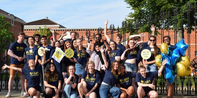 Open Day ambassadors in front of gate 2018 by Tim Pottle