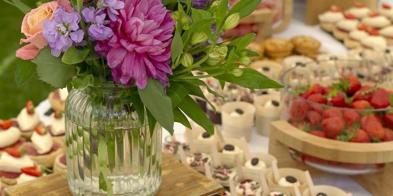 Gaudy tea party