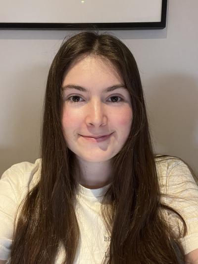 Anna Ramsdens headshot