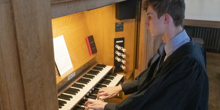 LMH Organ Scholar Alexander Hall