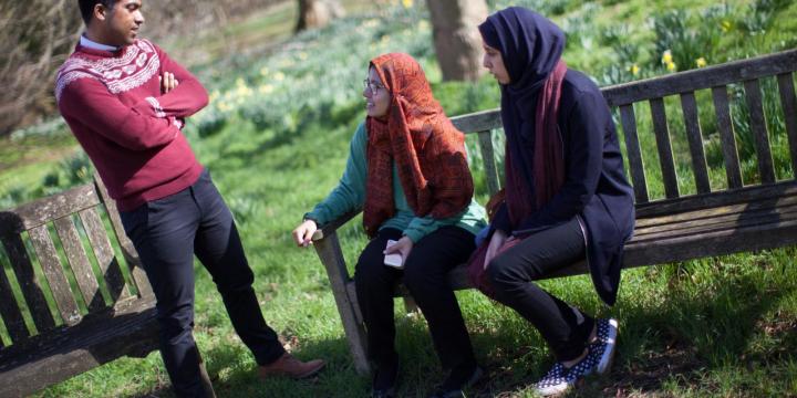 Foundation Year students relaxing in the gardens (Credit: Ben Robinson)
